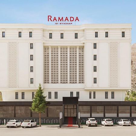Ramada By Wyndham Elbistan Hotel Exterior photo